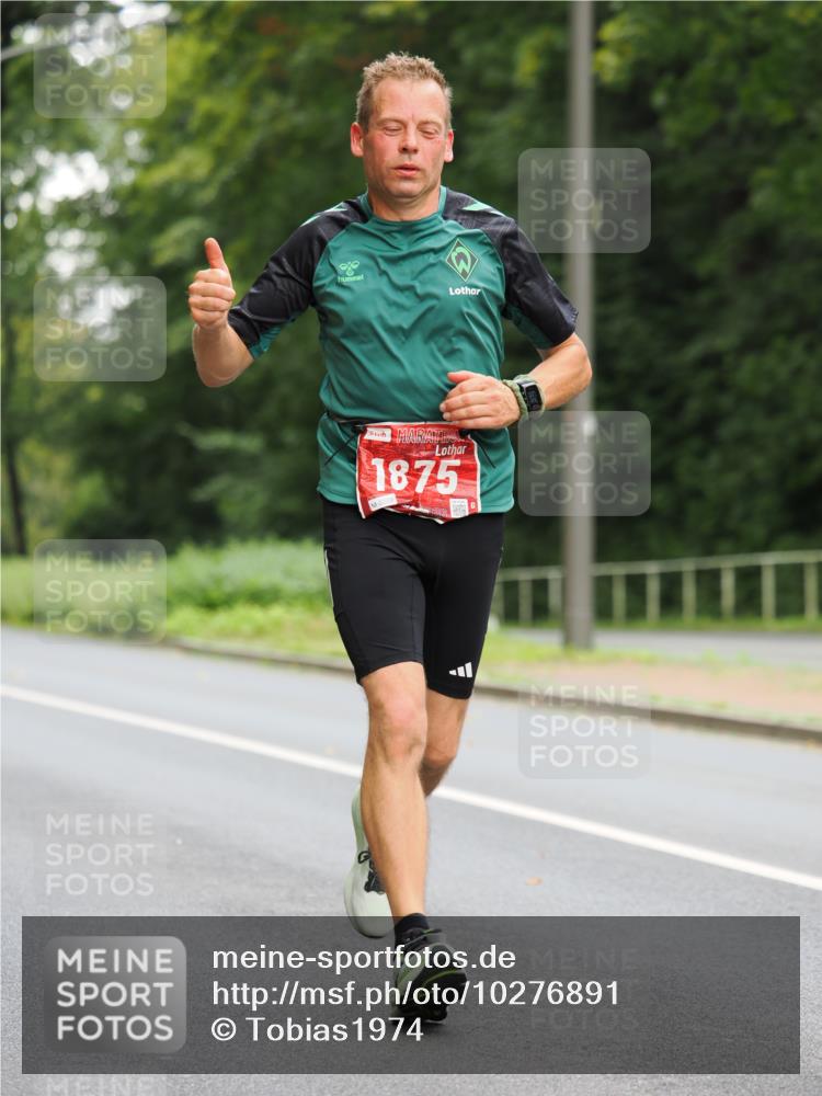 13.09.2026 - 21. swb-Marathon Bremen TobiasT http://msf.ph/oto/10276891 13.09.2026 11:33:34 Laufen 1875, 02889, 126 meine-sportfotos.de