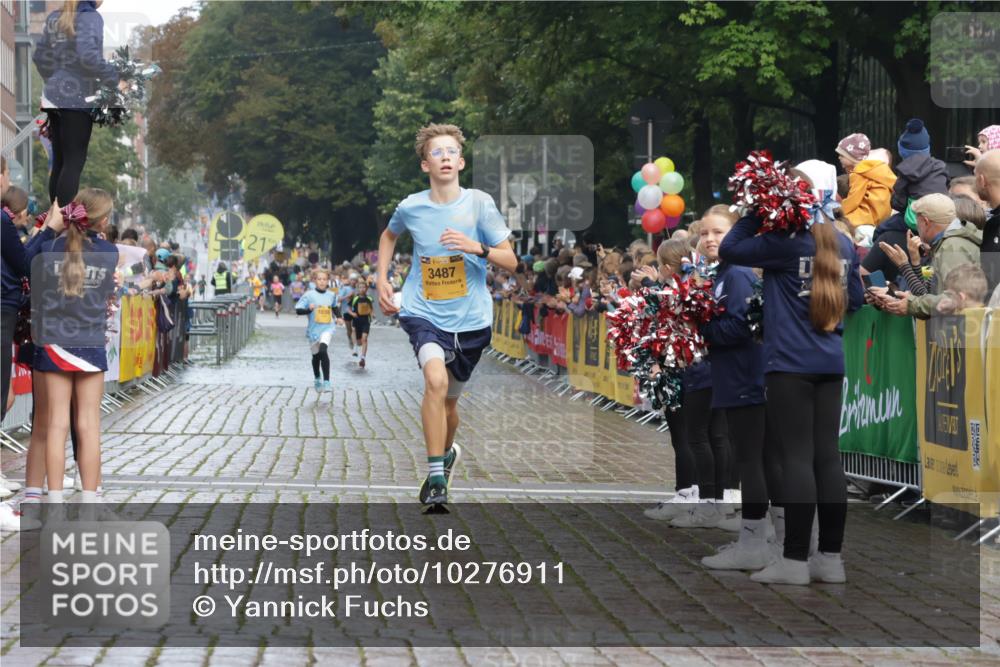 13.09.2026 - Kiel Lauf Yannick Fuchs http://msf.ph/oto/10276911 13.09.2026 08:50:03 Ziel 1710, 2909, 5168, 5258, 135, 6891, 10319, 3167, 3487, 8786, 11542 meine-sportfotos.de