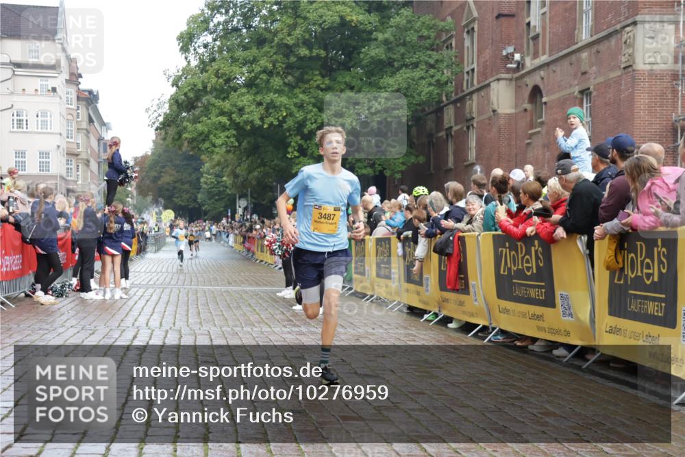 13.09.2026 - Kiel Lauf Yannick Fuchs http://msf.ph/oto/10276959 13.09.2026 08:50:05 Ziel 1710, 2909, 5168, 5258, 8786, 135, 6891, 10319, 3167, 3487, 11542 meine-sportfotos.de
