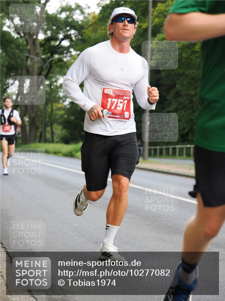 13.09.2026 - 21. swb-Marathon Bremen TobiasT http://msf.ph/oto/10277082 13.09.2026 11:38:08 Laufen 1751, 26 meine-sportfotos.de