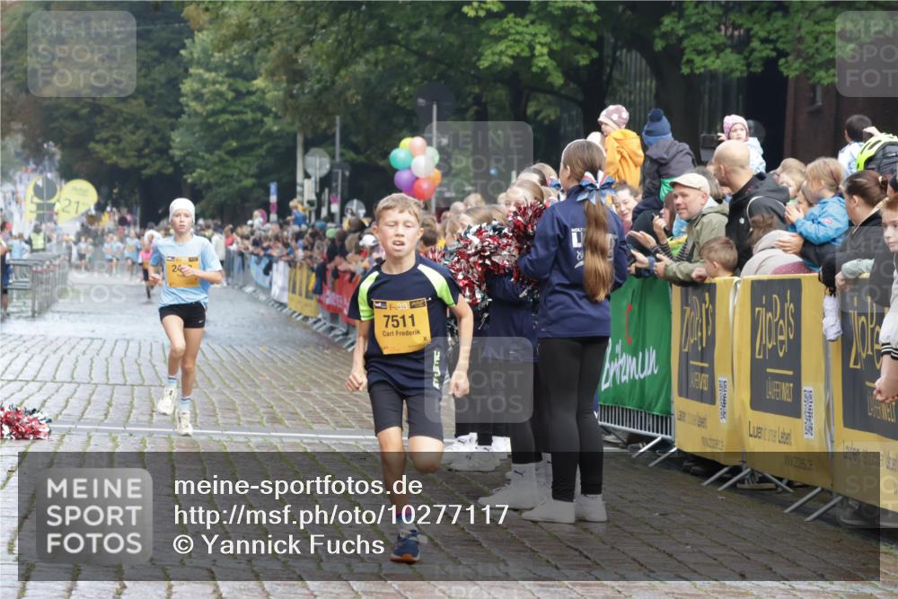 13.09.2026 - Kiel Lauf Yannick Fuchs http://msf.ph/oto/10277117 13.09.2026 08:50:14 Ziel 1710, 2909, 3167, 8786, 11542, 5168, 5258, 6891, 10319, 3487, 7511, 10359, 135, 6891 meine-sportfotos.de