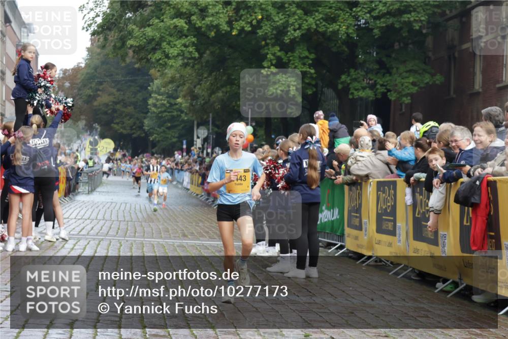 13.09.2026 - Kiel Lauf Yannick Fuchs http://msf.ph/oto/10277173 13.09.2026 08:50:17 Ziel 1710, 3167, 3487, 8786, 11542, 2909, 5168, 5258, 10319, 2443, 7511, 10359, 135, 6891 meine-sportfotos.de