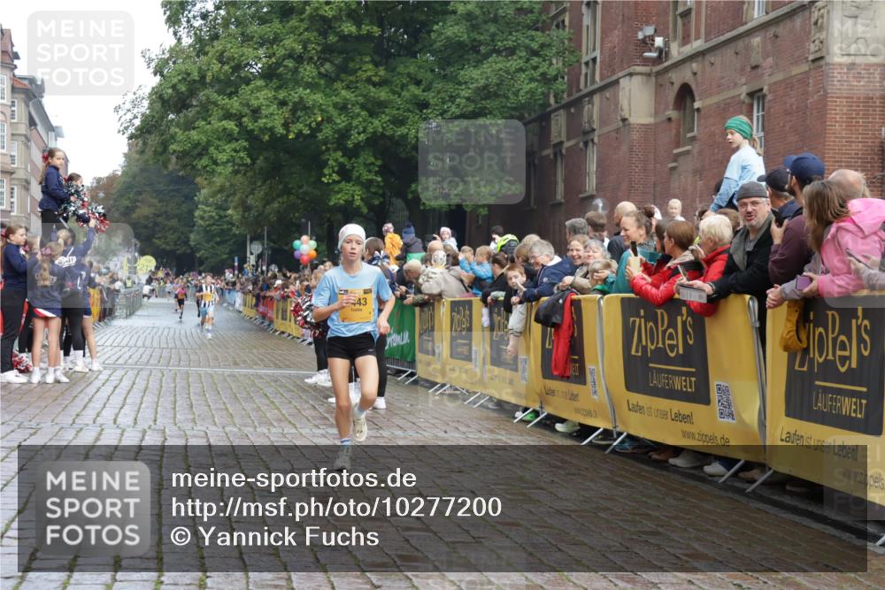13.09.2026 - Kiel Lauf Yannick Fuchs http://msf.ph/oto/10277200 13.09.2026 08:50:18 Ziel 1710, 3167, 3487, 8786, 11542, 1710, 2909, 5168, 5258, 10319, 2443, 7511, 10359, 135, 6891 meine-sportfotos.de