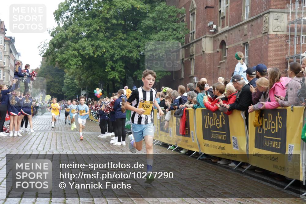 13.09.2026 - Kiel Lauf Yannick Fuchs http://msf.ph/oto/10277290 13.09.2026 08:50:25 Ziel 3167, 3487, 10359, 1710, 2909, 5168, 5258, 8786, 10319, 11542, 2125, 2443, 3106, 5792, 7511, 10319 meine-sportfotos.de