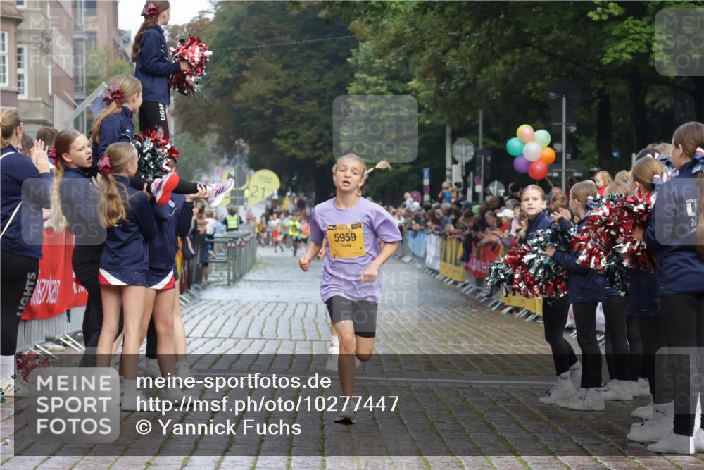 13.09.2026 - Kiel Lauf Yannick Fuchs http://msf.ph/oto/10277447 13.09.2026 08:50:33 Ziel 2443, 7511, 10359, 1710, 2909, 3167, 3487, 5168, 5258, 8786, 11542, 497, 2125, 3106, 5792, 5959, 9612, 10987 meine-sportfotos.de