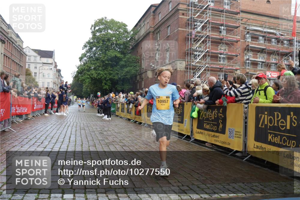 13.09.2026 - Kiel Lauf Yannick Fuchs http://msf.ph/oto/10277550 13.09.2026 08:50:38 Ziel 2443, 5792, 7511, 10359, 1710, 2909, 3167, 3487, 8786, 11542, 497, 2125, 3106, 5959, 9612, 10957, 10987, 2909, 5168, 5258 meine-sportfotos.de