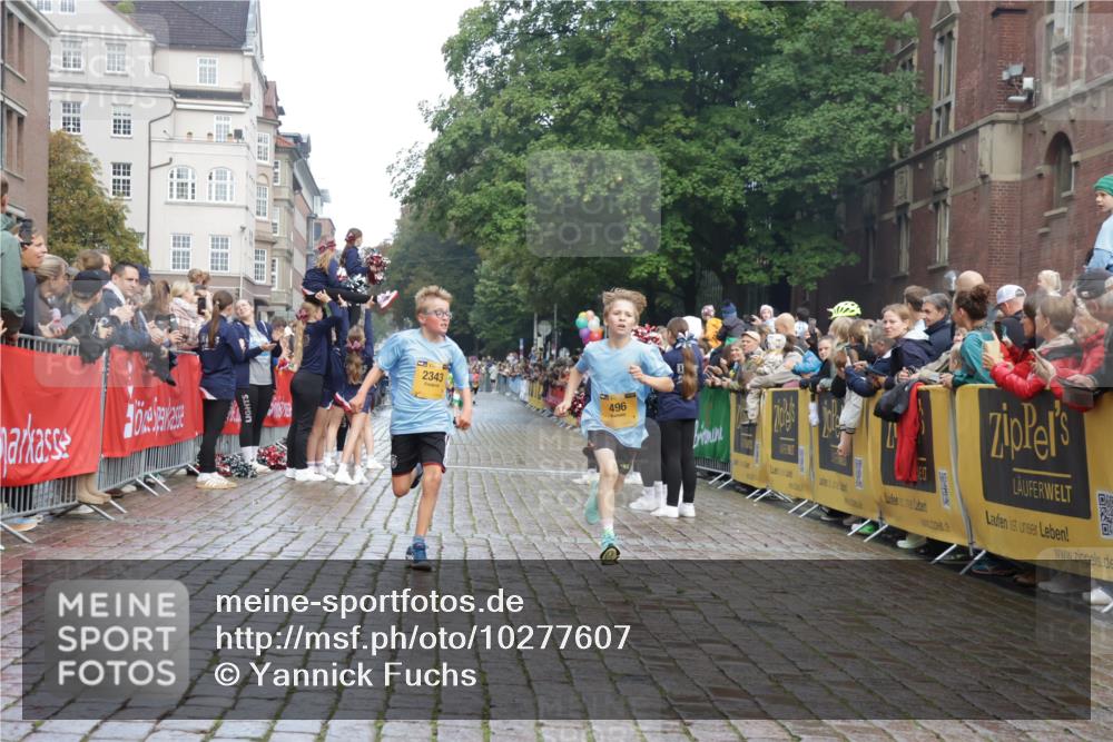13.09.2026 - Kiel Lauf Yannick Fuchs http://msf.ph/oto/10277607 13.09.2026 08:50:41 Ziel 497, 2125, 2443, 3106, 5792, 7511, 9612, 1710, 2909, 3167, 3487, 8786, 10359, 11542, 496, 2343, 5959, 10957, 10987, 1710, 2909, 5168, 5258 meine-sportfotos.de