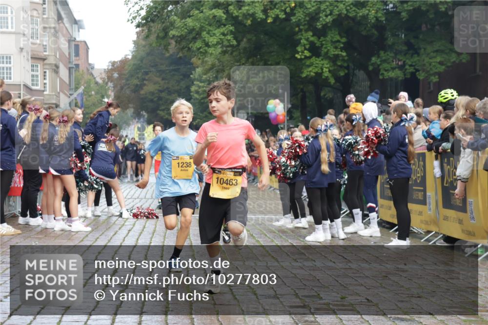13.09.2026 - Kiel Lauf Yannick Fuchs http://msf.ph/oto/10277803 13.09.2026 08:50:54 Ziel 496, 497, 2125, 2343, 3106, 5959, 9612, 10957, 10987, 2443, 3487, 5792, 7511, 10359, 1238, 1724, 5010, 10463, 10970, 11688, 3167, 3487, 11542 meine-sportfotos.de