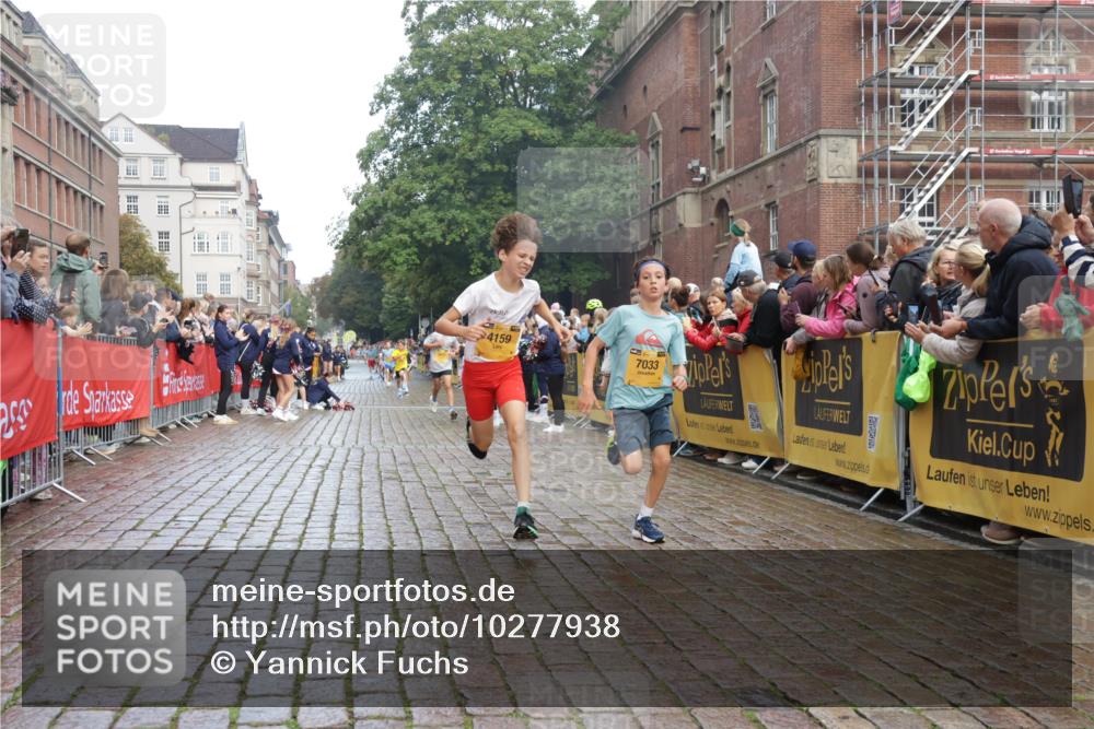 13.09.2026 - Kiel Lauf Yannick Fuchs http://msf.ph/oto/10277938 13.09.2026 08:50:59 Ziel 496, 2343, 5959, 10957, 497, 2125, 2443, 3106, 5792, 7511, 9612, 10359, 10987, 1238, 1724, 4159, 5010, 7033, 10463, 10970, 11688, 3167, 3487 meine-sportfotos.de