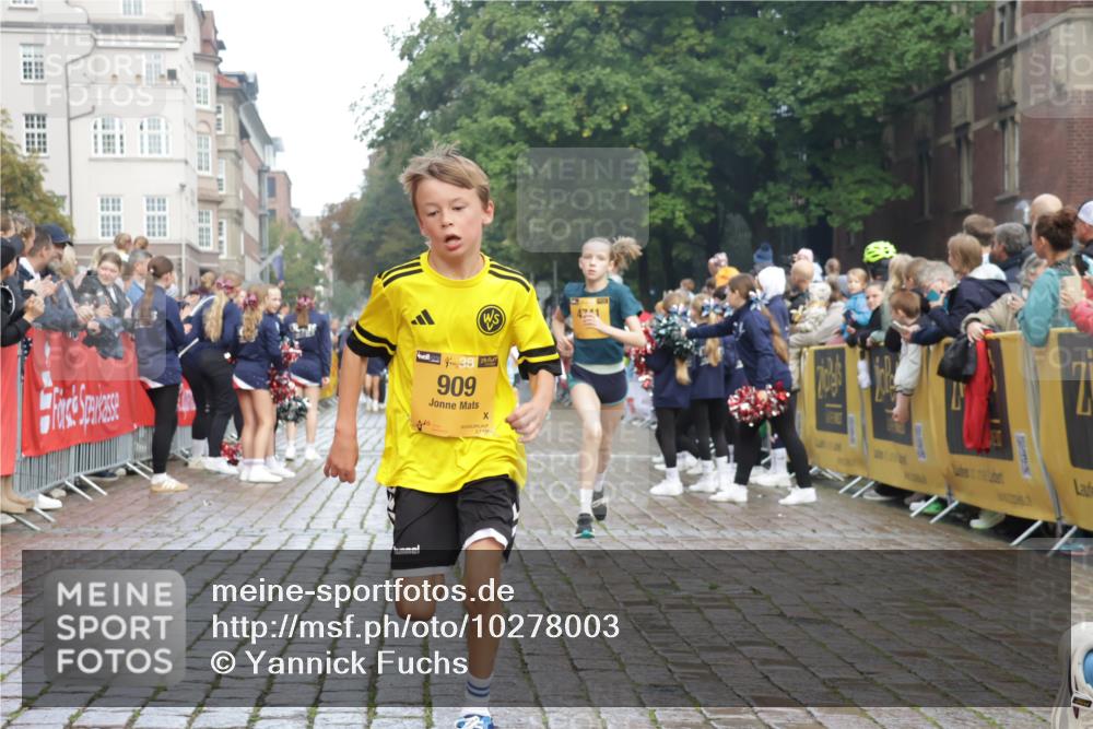 13.09.2026 - Kiel Lauf Yannick Fuchs http://msf.ph/oto/10278003 13.09.2026 08:51:03 Ziel 496, 1724, 2343, 10957, 10970, 497, 2125, 2443, 3106, 5792, 5959, 7511, 9612, 10359, 10987, 909, 1238, 3683, 4159, 4741, 5010, 5211, 7033, 10463, 11688, 3487, 10359 meine-sportfotos.de