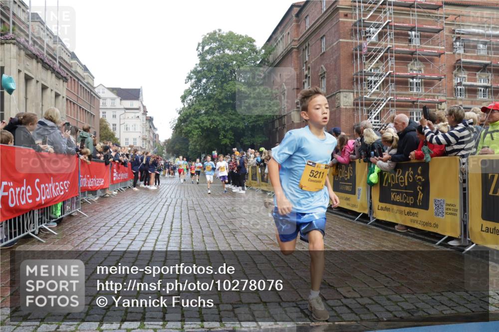 13.09.2026 - Kiel Lauf Yannick Fuchs http://msf.ph/oto/10278076 13.09.2026 08:51:06 Ziel 496, 1724, 2343, 10970, 11688, 497, 2125, 2443, 3106, 5792, 5959, 7511, 9612, 10957, 10987, 444, 909, 1238, 3683, 4159, 4741, 5010, 5211, 7033, 8883, 10463, 7511, 10359 meine-sportfotos.de