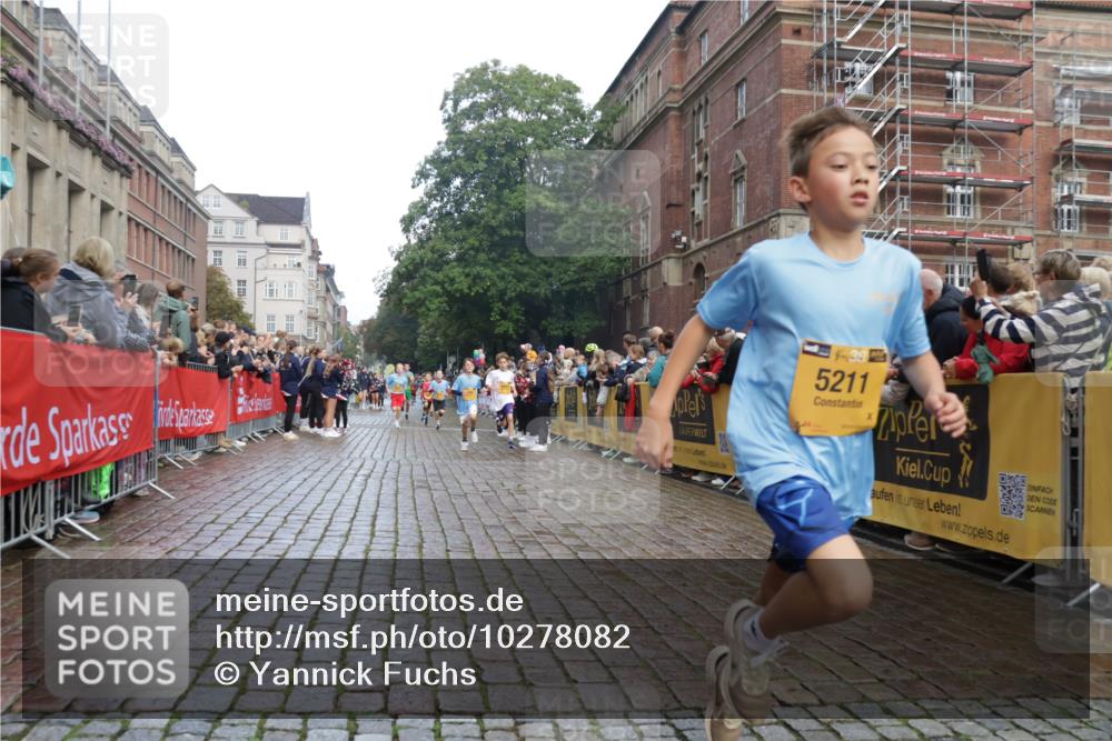 13.09.2026 - Kiel Lauf Yannick Fuchs http://msf.ph/oto/10278082 13.09.2026 08:51:06 Ziel 496, 1724, 2343, 10970, 11688, 497, 2125, 2443, 3106, 5792, 5959, 7511, 9612, 10957, 10987, 444, 909, 1238, 3683, 4159, 4741, 5010, 5211, 7033, 8883, 10463, 7511, 10359 meine-sportfotos.de