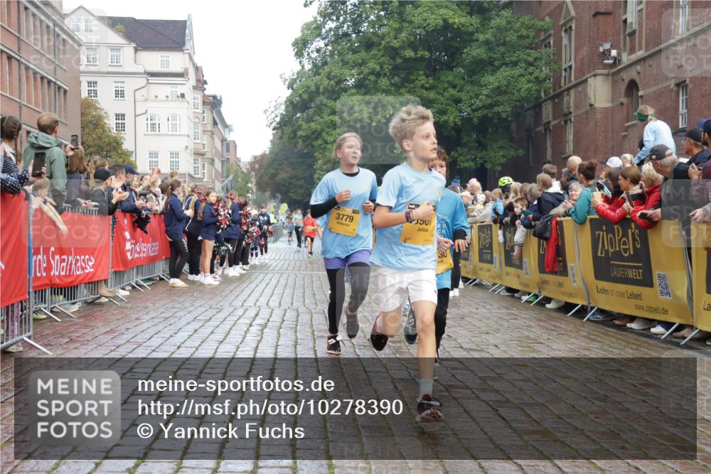 13.09.2026 - Kiel Lauf Yannick Fuchs http://msf.ph/oto/10278390 13.09.2026 08:51:21 Ziel 444, 909, 1238, 3683, 4159, 4741, 5010, 5211, 7033, 8883, 10463, 11688, 496, 497, 1724, 2343, 5959, 9612, 10957, 10970, 10987, 11688, 1243, 3779, 3901, 5130, 5439, 5793, 5906, 5976, 6532, 6699, 7521, 8206, 8538, 8657, 9379, 9929, 497, 2125, 3106, 5792, 9612, 10987 meine-sportfotos.de