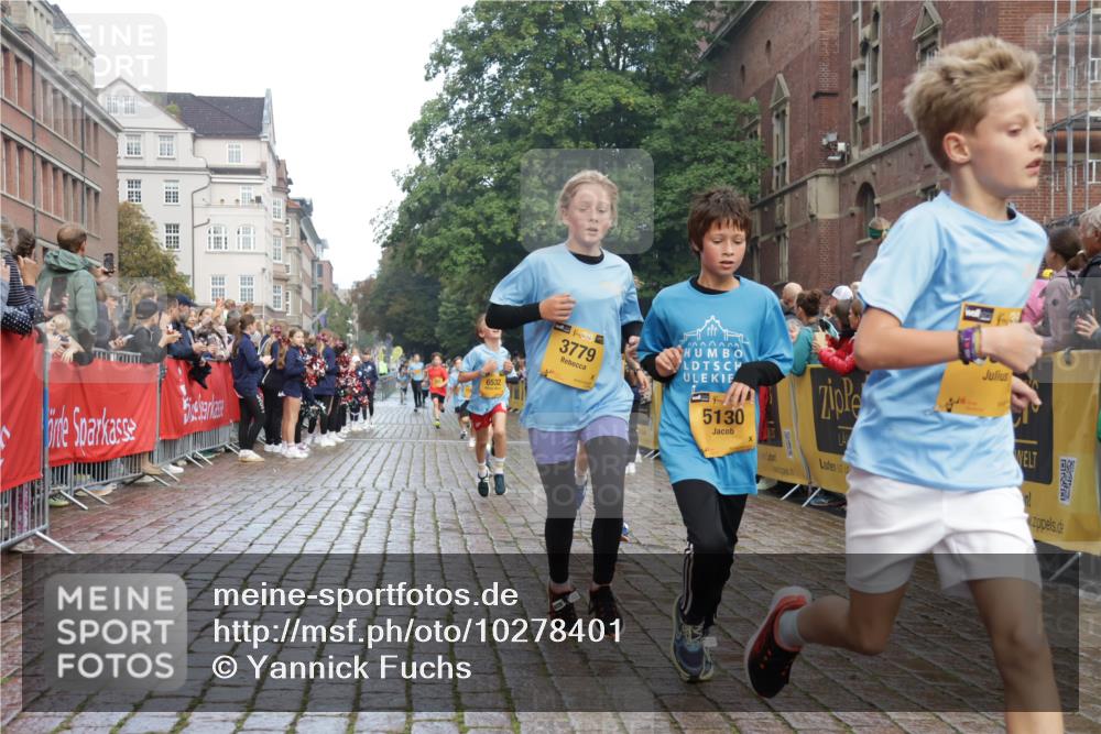 13.09.2026 - Kiel Lauf Yannick Fuchs http://msf.ph/oto/10278401 13.09.2026 08:51:22 Ziel 444, 909, 1238, 3683, 4159, 4741, 5010, 5211, 5439, 7033, 8883, 9929, 10463, 496, 1724, 2343, 5959, 10463, 10957, 10970, 10987, 11688, 1243, 3779, 3901, 5130, 5793, 5906, 5976, 6532, 6699, 7521, 8206, 8538, 8657, 9379, 12467, 497, 2125, 3106, 5792, 9612, 10987 meine-sportfotos.de