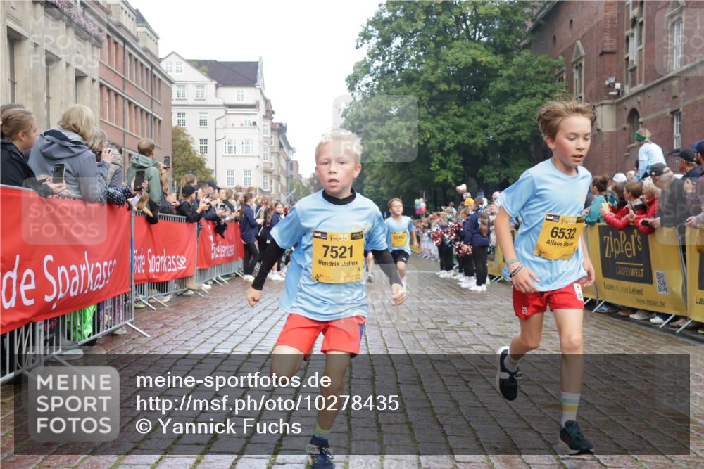 13.09.2026 - Kiel Lauf Yannick Fuchs http://msf.ph/oto/10278435 13.09.2026 08:51:24 Ziel 444, 909, 3683, 4159, 4741, 5010, 5211, 5439, 6699, 7033, 8657, 8883, 9379, 9929, 496, 1238, 1724, 2343, 5010, 5959, 10463, 10957, 10970, 11688, 1243, 3779, 3901, 5130, 5580, 5793, 5906, 5976, 6532, 7521, 8206, 8538, 11448, 12467, 497, 2125, 3106, 5792, 5959, 9612, 10987 meine-sportfotos.de