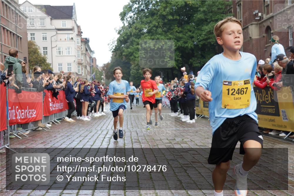 13.09.2026 - Kiel Lauf Yannick Fuchs http://msf.ph/oto/10278476 13.09.2026 08:51:26 Ziel 444, 909, 3683, 4159, 4741, 5211, 5439, 5906, 6699, 8206, 8657, 8883, 9379, 9929, 496, 1238, 1724, 2343, 4159, 5010, 5959, 7033, 10463, 10957, 10970, 11688, 1210, 1243, 3779, 3901, 5130, 5580, 5793, 5976, 6532, 7521, 8538, 11448, 12467, 497, 2125, 3106, 5959, 9612, 10957, 10987 meine-sportfotos.de