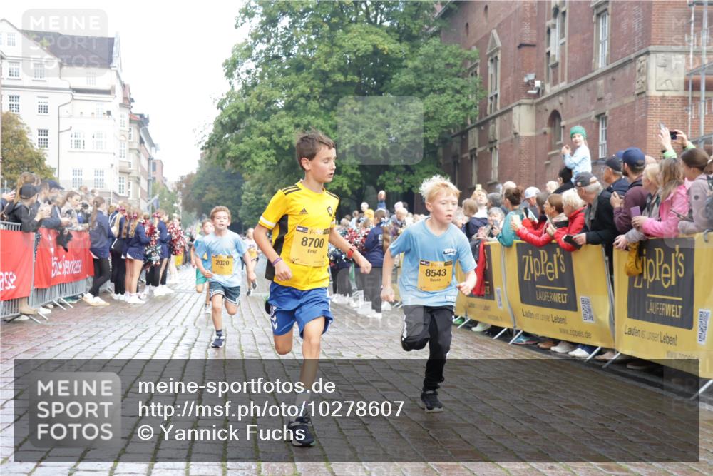 13.09.2026 - Kiel Lauf Yannick Fuchs http://msf.ph/oto/10278607 13.09.2026 08:51:34 Ziel 444, 1243, 3779, 3901, 5130, 5439, 5793, 5906, 5976, 6699, 8206, 8538, 8657, 8883, 9379, 9929, 496, 909, 1238, 1724, 2343, 3683, 4159, 4741, 5010, 5211, 7033, 10463, 10970, 11688, 1210, 1572, 2020, 5169, 5580, 6532, 7171, 7521, 8543, 8700, 11448, 12102, 12467, 496, 2343, 5959, 10957 meine-sportfotos.de