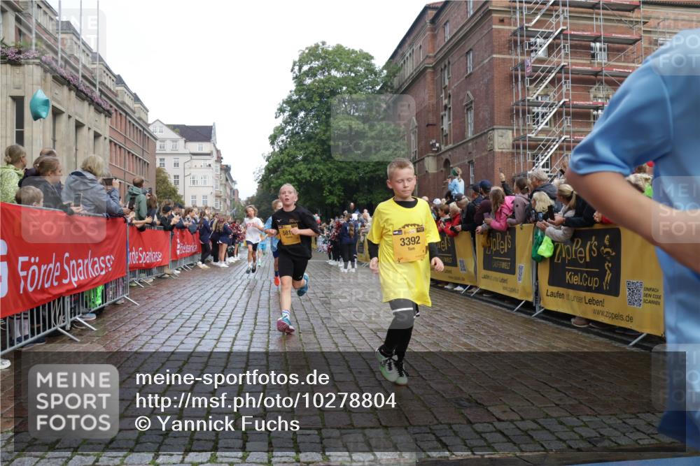 13.09.2026 - Kiel Lauf Yannick Fuchs http://msf.ph/oto/10278804 13.09.2026 08:51:45 Ziel 1210, 1572, 3779, 3901, 5130, 5169, 5580, 5793, 5976, 6532, 7521, 8538, 11448, 12102, 12467, 444, 909, 1238, 1243, 3683, 4159, 4741, 5010, 5211, 5439, 5793, 5906, 6699, 7033, 8206, 8657, 8883, 9379, 9929, 10463, 11688, 2020, 3392, 3538, 3557, 5810, 6205, 6372, 7171, 8543, 8700, 11608, 1238, 1724, 10463, 10970, 11688 meine-sportfotos.de