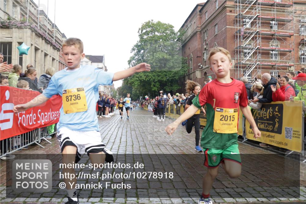 13.09.2026 - Kiel Lauf Yannick Fuchs http://msf.ph/oto/10278918 13.09.2026 08:51:50 Ziel 1210, 1572, 2020, 5169, 5580, 6205, 6532, 7171, 7521, 8543, 8700, 11448, 12102, 12467, 444, 909, 1243, 3683, 3779, 3901, 4159, 4741, 5130, 5211, 5439, 5793, 5906, 5976, 6532, 6699, 7033, 7521, 8206, 8538, 8657, 8883, 9379, 9929, 2015, 3178, 3392, 3538, 3557, 5810, 6372, 8477, 8736, 10826, 11608, 1238, 4159, 5010, 7033, 10463, 11688 meine-sportfotos.de