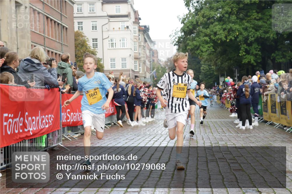 13.09.2026 - Kiel Lauf Yannick Fuchs http://msf.ph/oto/10279068 13.09.2026 08:52:03 Ziel 2015, 3392, 3538, 3557, 5810, 6205, 6372, 7171, 8477, 8736, 10826, 11608, 1210, 1243, 1572, 2020, 3779, 3901, 5130, 5169, 5580, 5793, 5906, 5976, 6532, 6699, 7171, 7521, 8206, 8538, 8543, 8657, 8700, 9379, 11448, 12102, 12467, 1647, 1809, 3178, 3871, 6937, 7034, 9381, 10102, 11752, 444, 4741, 5211, 5439, 5906, 6699, 8206, 8657, 8883, 9379, 9929 meine-sportfotos.de