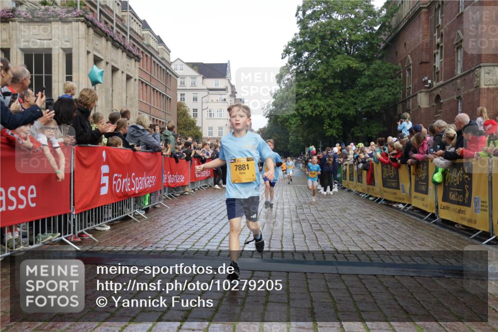 13.09.2026 - Kiel Lauf Yannick Fuchs http://msf.ph/oto/10279205 13.09.2026 08:52:12 Ziel 2015, 3178, 3871, 5810, 6372, 6937, 7034, 8477, 8736, 10102, 10826, 11608, 11752, 1210, 1572, 2020, 3392, 3538, 3557, 3779, 3901, 5130, 5169, 5580, 5810, 5976, 6205, 6532, 7171, 7521, 8538, 8543, 8700, 11448, 12102, 12467, 1647, 1809, 3782, 5075, 6517, 7881, 9381, 10396, 1243, 3779, 3901, 5130, 5793, 5906, 5976, 6532, 7521, 8206, 8538 meine-sportfotos.de