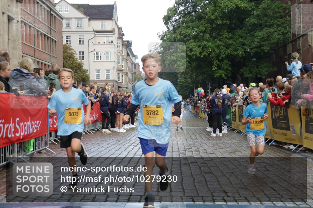 13.09.2026 - Kiel Lauf Yannick Fuchs http://msf.ph/oto/10279230 13.09.2026 08:52:14 Ziel 2015, 3178, 3871, 6937, 7034, 8477, 8736, 10102, 10826, 11608, 11752, 1210, 1572, 2020, 3392, 3538, 3557, 3779, 5169, 5580, 5810, 6205, 6372, 6532, 7171, 7521, 8538, 8543, 8700, 11448, 11608, 12102, 12467, 1647, 1809, 3782, 5075, 6517, 7881, 9381, 10396, 1243, 3779, 3901, 5130, 5793, 5976, 6532, 7521, 8538, 12467 meine-sportfotos.de