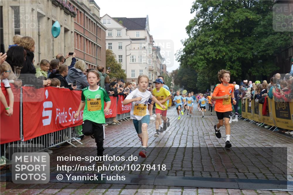 13.09.2026 - Kiel Lauf Yannick Fuchs http://msf.ph/oto/10279418 13.09.2026 08:52:28 Ziel 1647, 1809, 3782, 5075, 6517, 7881, 9381, 10396, 2015, 3178, 3392, 3538, 3557, 3871, 5810, 6205, 6372, 6937, 7034, 7171, 8477, 8736, 10102, 10826, 11608, 11752, 1799, 2613, 4158, 4668, 5121, 5334, 7894, 8745, 10414, 10779, 11248, 12454, 12460, 1572, 2020, 5169, 6205, 7171, 8543, 8700, 12102 meine-sportfotos.de