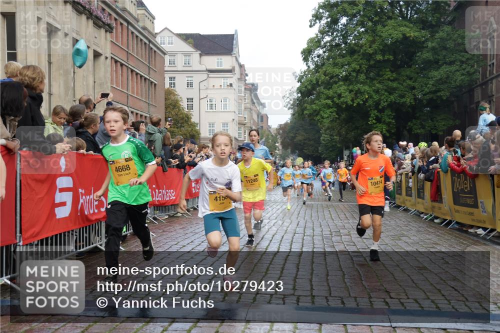 13.09.2026 - Kiel Lauf Yannick Fuchs http://msf.ph/oto/10279423 13.09.2026 08:52:28 Ziel 1647, 1809, 3782, 5075, 6517, 7881, 9381, 10396, 2015, 3178, 3392, 3538, 3557, 3871, 5810, 6205, 6372, 6937, 7034, 7171, 8477, 8736, 10102, 10826, 11608, 11752, 1799, 2613, 4158, 4668, 5121, 5334, 7894, 8745, 10414, 10779, 11248, 12454, 12460, 1572, 2020, 5169, 6205, 7171, 8543, 8700, 12102 meine-sportfotos.de
