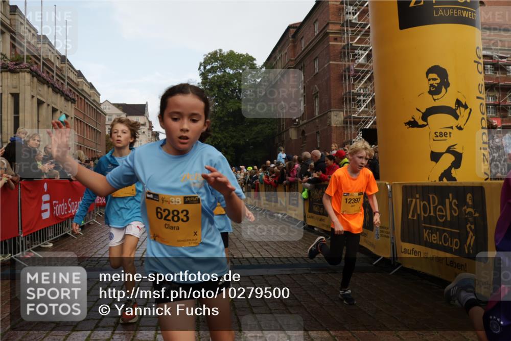 13.09.2026 - Kiel Lauf Yannick Fuchs http://msf.ph/oto/10279500 13.09.2026 08:52:34 Ziel 2613, 3782, 5075, 6517, 7881, 7894, 10396, 10779, 12460, 1647, 1809, 2015, 3178, 3392, 3538, 3557, 3871, 5810, 6372, 6517, 6937, 7034, 8477, 8736, 9381, 10102, 10826, 11608, 11752, 1799, 2402, 2609, 4158, 4668, 5121, 5147, 5334, 5405, 6210, 6283, 7025, 7423, 7611, 8745, 10024, 10414, 10991, 11248, 12397, 12454, 12488, 2020, 3392, 3538, 3557, 5810, 6205, 7171 meine-sportfotos.de