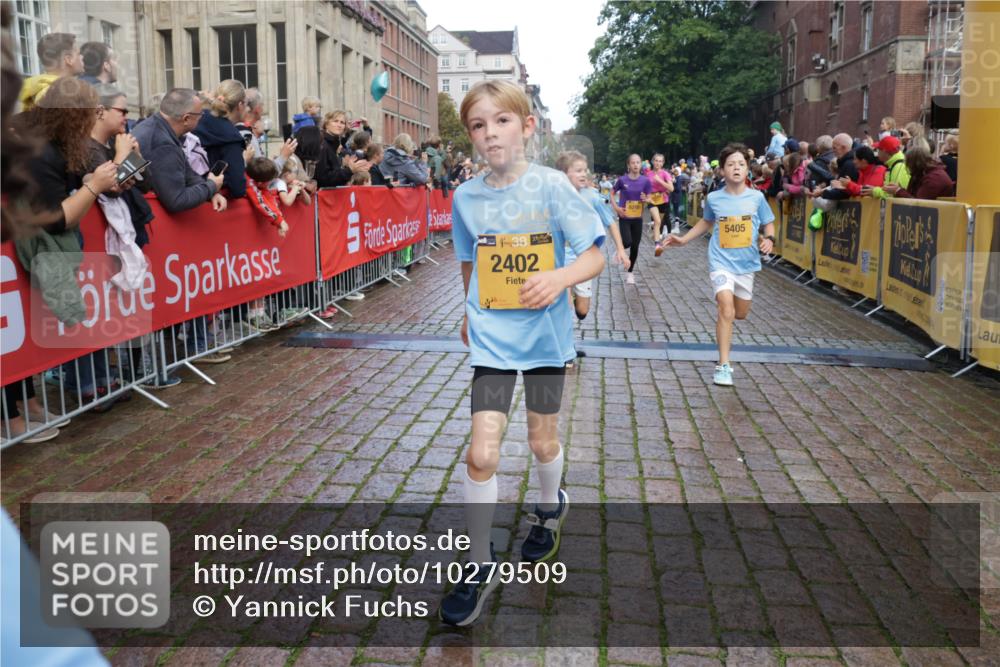 13.09.2026 - Kiel Lauf Yannick Fuchs http://msf.ph/oto/10279509 13.09.2026 08:52:34 Ziel 2613, 3782, 5075, 6517, 7881, 7894, 10396, 10779, 12460, 1647, 1809, 2015, 3178, 3392, 3538, 3557, 3871, 5810, 6372, 6517, 6937, 7034, 8477, 8736, 9381, 10102, 10826, 11608, 11752, 1799, 2402, 2609, 4158, 4668, 5121, 5147, 5334, 5405, 6210, 6283, 7025, 7423, 7611, 8745, 10024, 10414, 10991, 11248, 12397, 12454, 12488, 2020, 3392, 3538, 3557, 5810, 6205, 7171 meine-sportfotos.de