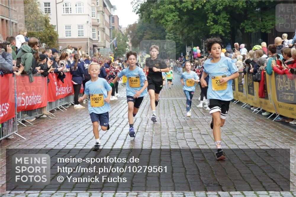 13.09.2026 - Kiel Lauf Yannick Fuchs http://msf.ph/oto/10279561 13.09.2026 08:52:39 Ziel 1799, 2613, 3782, 5075, 5121, 5334, 7894, 8745, 10396, 10779, 12460, 1647, 1809, 2015, 3178, 3871, 6517, 6937, 7034, 7881, 8477, 8736, 9381, 10102, 10826, 11608, 11752, 237, 1263, 2402, 2609, 4158, 4668, 5147, 5149, 5373, 5405, 6210, 6283, 7025, 7423, 7611, 10024, 10414, 10627, 10991, 11248, 11706, 12397, 12454, 12488, 2015, 3392, 3538, 3557, 5810, 6372, 8736, 10826, 11608 meine-sportfotos.de