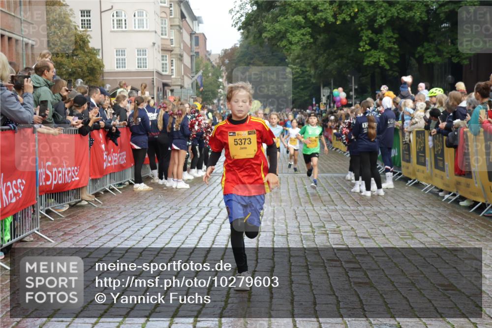 13.09.2026 - Kiel Lauf Yannick Fuchs http://msf.ph/oto/10279603 13.09.2026 08:52:43 Ziel 1799, 2613, 4158, 4668, 5121, 5334, 7894, 8745, 10414, 10779, 11248, 12454, 12460, 1647, 1809, 3178, 3782, 3871, 5075, 6517, 6937, 7034, 7881, 8477, 9381, 10102, 10396, 11752, 237, 1263, 2402, 2609, 5147, 5149, 5373, 5405, 6210, 6283, 6579, 7025, 7085, 7423, 7611, 10024, 10627, 10991, 11706, 12397, 12488, 2015, 3178, 3392, 5810, 6372, 7034, 8477, 8736, 10826, 11608 meine-sportfotos.de