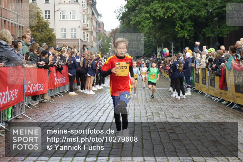 13.09.2026 - Kiel Lauf Yannick Fuchs http://msf.ph/oto/10279608 13.09.2026 08:52:43 Ziel 1799, 2613, 4158, 4668, 5121, 5334, 7894, 8745, 10414, 10779, 11248, 12454, 12460, 1647, 1809, 3178, 3782, 3871, 5075, 6517, 6937, 7034, 7881, 8477, 9381, 10102, 10396, 11752, 237, 1263, 2402, 2609, 5147, 5149, 5373, 5405, 6210, 6283, 6579, 7025, 7085, 7423, 7611, 10024, 10627, 10991, 11706, 12397, 12488, 2015, 3178, 3392, 5810, 6372, 7034, 8477, 8736, 10826, 11608 meine-sportfotos.de