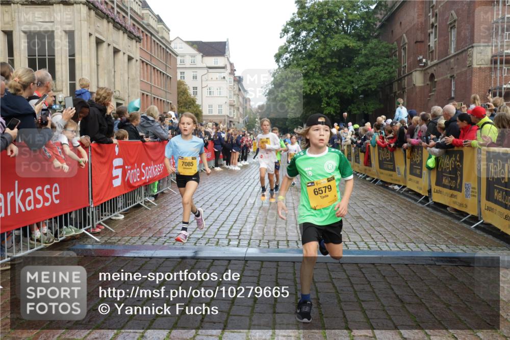 13.09.2026 - Kiel Lauf Yannick Fuchs http://msf.ph/oto/10279665 13.09.2026 08:52:46 Ziel 1799, 2402, 2609, 2613, 4158, 4668, 5121, 5334, 5405, 6210, 6283, 7025, 7423, 7894, 8745, 10414, 11248, 12397, 12454, 12460, 1647, 1809, 3782, 3871, 5075, 6517, 6937, 7034, 7881, 9381, 10102, 10396, 10779, 11752, 12460, 237, 1263, 4756, 5147, 5149, 5373, 6579, 7085, 7611, 8018, 8510, 10024, 10627, 10991, 11706, 12488, 2015, 3178, 7034, 8477, 8736, 10826, 11608 meine-sportfotos.de
