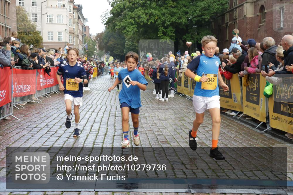 13.09.2026 - Kiel Lauf Yannick Fuchs http://msf.ph/oto/10279736 13.09.2026 08:52:51 Ziel 237, 2402, 2609, 4158, 4668, 5121, 5147, 5149, 5334, 5405, 6210, 6283, 7025, 7423, 7611, 8745, 10024, 10414, 10991, 11248, 12397, 12454, 12488, 1647, 1799, 1809, 2613, 3782, 3871, 5075, 5121, 6517, 6937, 7881, 7894, 8745, 9381, 10102, 10396, 10779, 11752, 12460, 1263, 4756, 5342, 5373, 6579, 7085, 8018, 8510, 8601, 10390, 10627, 11706, 3178, 3871, 6937, 7034, 10102, 11752 meine-sportfotos.de