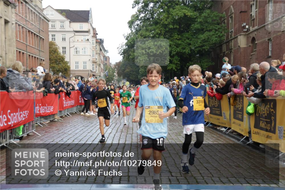13.09.2026 - Kiel Lauf Yannick Fuchs http://msf.ph/oto/10279849 13.09.2026 08:52:59 Ziel 237, 1263, 2402, 2609, 5147, 5149, 5373, 5405, 6210, 6283, 6579, 7025, 7085, 7423, 7611, 8018, 8510, 10024, 10627, 10991, 11706, 12397, 12488, 1799, 2402, 2609, 2613, 3782, 4158, 4668, 5075, 5121, 5334, 6283, 6517, 7025, 7423, 7881, 7894, 8745, 10396, 10414, 10779, 11248, 12397, 12454, 12460, 1919, 2985, 3316, 3419, 4060, 4756, 5342, 5436, 6103, 7170, 8541, 8601, 8819, 10390, 1647, 1809, 6517, 6937, 9381, 11752 meine-sportfotos.de