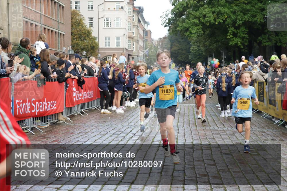 13.09.2026 - Kiel Lauf Yannick Fuchs http://msf.ph/oto/10280097 13.09.2026 08:53:17 Ziel 1919, 2743, 2985, 3316, 3419, 4060, 5284, 5342, 5436, 6103, 7170, 7875, 8095, 8541, 8601, 8819, 10390, 12168, 237, 1263, 2402, 2609, 4158, 4668, 4756, 5147, 5149, 5334, 5373, 5405, 6210, 6283, 6579, 7025, 7085, 7423, 7611, 8018, 8510, 10024, 10414, 10627, 10991, 11248, 11706, 12397, 12454, 12488, 347, 1159, 2016, 2570, 2614, 3210, 3328, 4291, 5177, 5344, 5455, 6004, 6846, 6894, 6979, 7240, 7635, 8525, 8857, 8947, 9410, 10122, 11455, 2613 meine-sportfotos.de