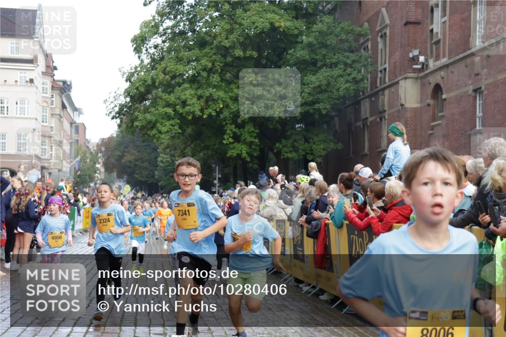 13.09.2026 - Kiel Lauf Yannick Fuchs http://msf.ph/oto/10280406 13.09.2026 08:53:39 Ziel 888, 1149, 1159, 1332, 2016, 5120, 5177, 5455, 6004, 6702, 7240, 8024, 8525, 8671, 8857, 8968, 9816, 10122, 10997, 11185, 11593, 11830, 12548, 12828, 347, 1919, 2570, 2614, 2743, 2985, 3210, 3316, 3328, 3419, 4060, 4291, 4756, 5284, 5342, 5344, 5436, 6103, 6846, 6894, 6979, 7170, 7635, 7875, 8018, 8095, 8510, 8541, 8601, 8819, 8947, 9410, 10122, 10390, 11185, 11455, 12168, 120, 193, 258, 262, 1529, 1823, 2141, 2447, 3234, 4607, 4791, 5432, 6267, 6628 meine-sportfotos.de
