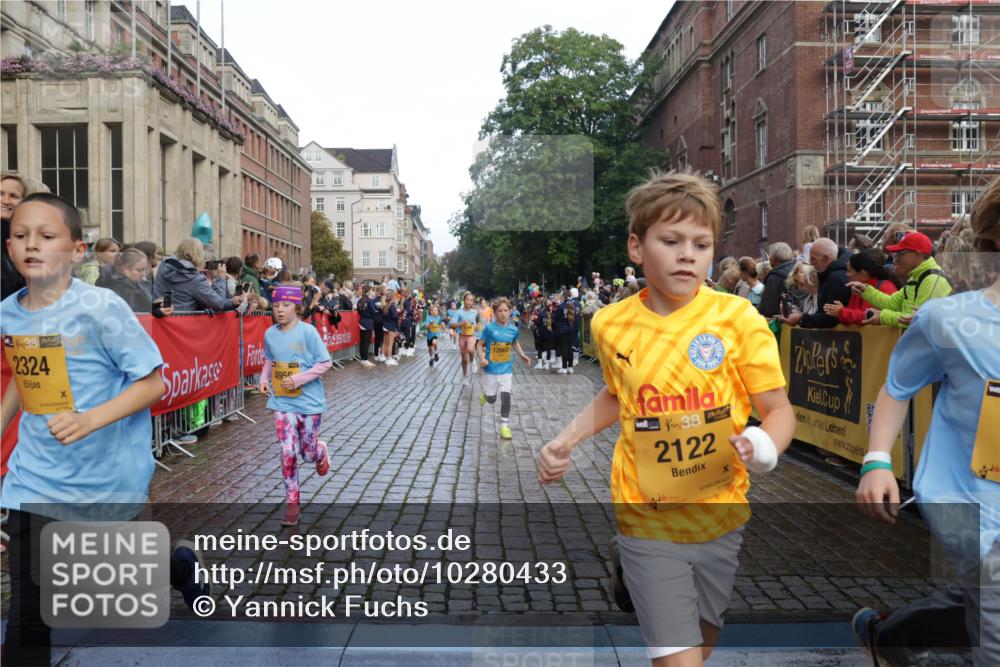 13.09.2026 - Kiel Lauf Yannick Fuchs http://msf.ph/oto/10280433 13.09.2026 08:53:41 Ziel 888, 1149, 1332, 2016, 2447, 5120, 5177, 5455, 6004, 6702, 8024, 8525, 8671, 8968, 9816, 10997, 11170, 11593, 11830, 12511, 12548, 12828, 347, 1159, 1919, 2570, 2614, 2743, 2985, 3210, 3316, 3328, 3419, 4060, 4291, 5177, 5284, 5342, 5344, 5436, 6103, 6846, 6894, 6979, 7170, 7240, 7635, 7875, 8095, 8541, 8601, 8819, 8857, 8947, 9410, 10122, 10390, 11185, 11455, 12168, 120, 193, 258, 262, 1529, 1823, 2141, 3234, 4607, 4791, 5432, 6267, 6628, 5342, 8601 meine-sportfotos.de