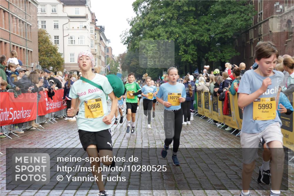 13.09.2026 - Kiel Lauf Yannick Fuchs http://msf.ph/oto/10280525 13.09.2026 08:53:49 Ziel 193, 258, 262, 1149, 1332, 1529, 2447, 3234, 4607, 4791, 5120, 5432, 6267, 6628, 6702, 6733, 8024, 8332, 8671, 8968, 9266, 9816, 10997, 11170, 11593, 12511, 12548, 12711, 12828, 347, 888, 1159, 1919, 2016, 2570, 2614, 2743, 2985, 3210, 3316, 3328, 3419, 4291, 5177, 5284, 5344, 5455, 6004, 6103, 6846, 6894, 6979, 7170, 7240, 7635, 7875, 8095, 8525, 8541, 8819, 8857, 8947, 9410, 9816, 10122, 11185, 11455, 11593, 11830, 12168, 120, 488, 1823, 2141, 5342, 8601 meine-sportfotos.de