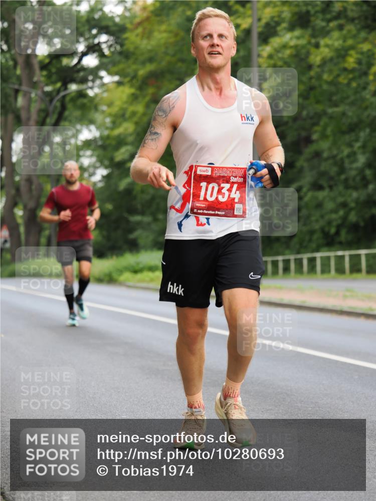 13.09.2026 - 21. swb-Marathon Bremen TobiasT http://msf.ph/oto/10280693 13.09.2026 11:39:04 Laufen 1034, 21, 26 meine-sportfotos.de