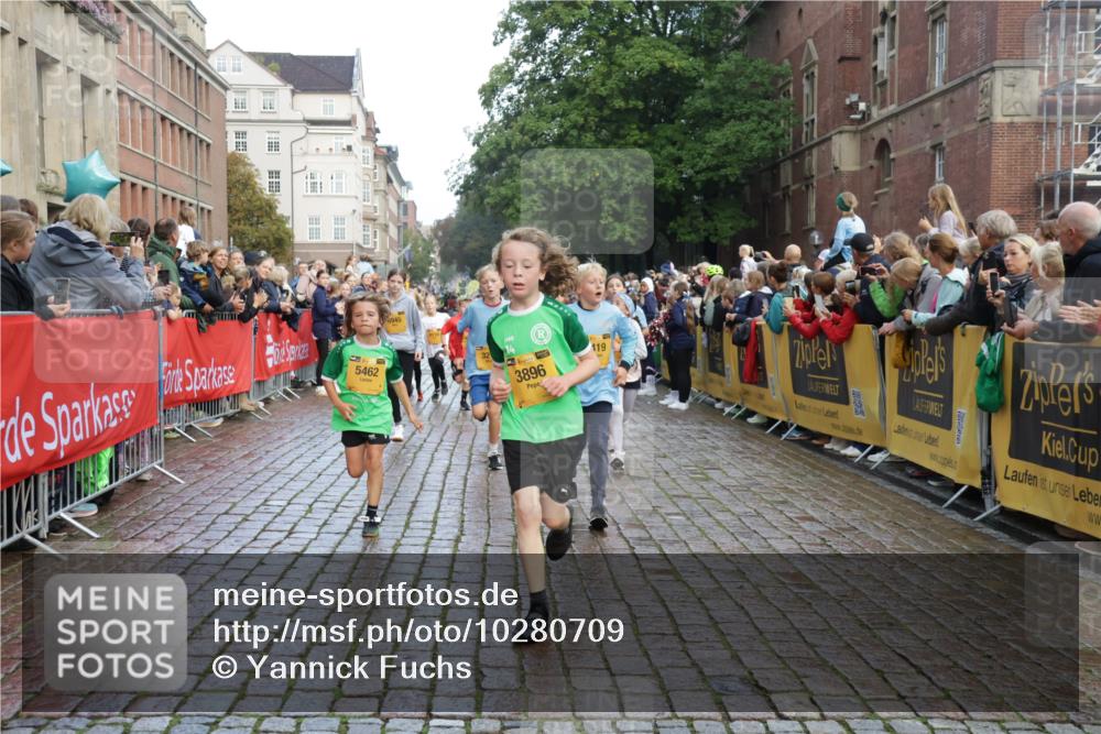 13.09.2026 - Kiel Lauf Yannick Fuchs http://msf.ph/oto/10280709 13.09.2026 08:54:08 Ziel 488, 1244, 1540, 2324, 2489, 4618, 4717, 4956, 5236, 5586, 5993, 6134, 7470, 9291, 9850, 9880, 10775, 10868, 12111, 12112, 12663, 12829, 120, 193, 258, 262, 888, 1149, 1332, 1529, 1823, 2016, 2122, 2141, 2447, 3234, 4607, 4791, 5120, 5432, 5455, 6004, 6267, 6628, 6702, 6733, 7341, 7815, 8006, 8024, 8332, 8525, 8671, 8968, 9266, 9816, 10726, 10997, 11170, 11593, 11830, 12511, 12548, 12711, 12828, 241, 1218, 1463, 2610, 2742, 3211, 3896, 4059, 4494 meine-sportfotos.de