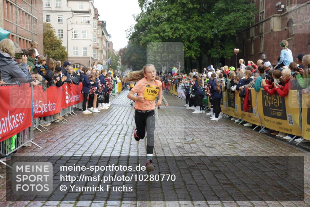 13.09.2026 - Kiel Lauf Yannick Fuchs http://msf.ph/oto/10280770 13.09.2026 08:54:13 Ziel 488, 1463, 1540, 2489, 2610, 4059, 4618, 4717, 5236, 5993, 6134, 7470, 9291, 9447, 9850, 9880, 10775, 10868, 10920, 11468, 11672, 11840, 12111, 12112, 120, 193, 258, 262, 888, 1149, 1244, 1332, 1529, 1823, 2122, 2141, 2324, 2447, 3234, 4607, 4791, 4956, 5120, 5432, 5586, 6267, 6628, 6702, 6733, 7341, 7815, 8006, 8024, 8332, 8671, 8968, 9266, 9816, 9880, 10726, 10997, 11170, 11593, 12511, 12548, 12663, 12711, 12828, 12829, 241, 1218, 2742, 3211, 3896, 3936, 4494 meine-sportfotos.de