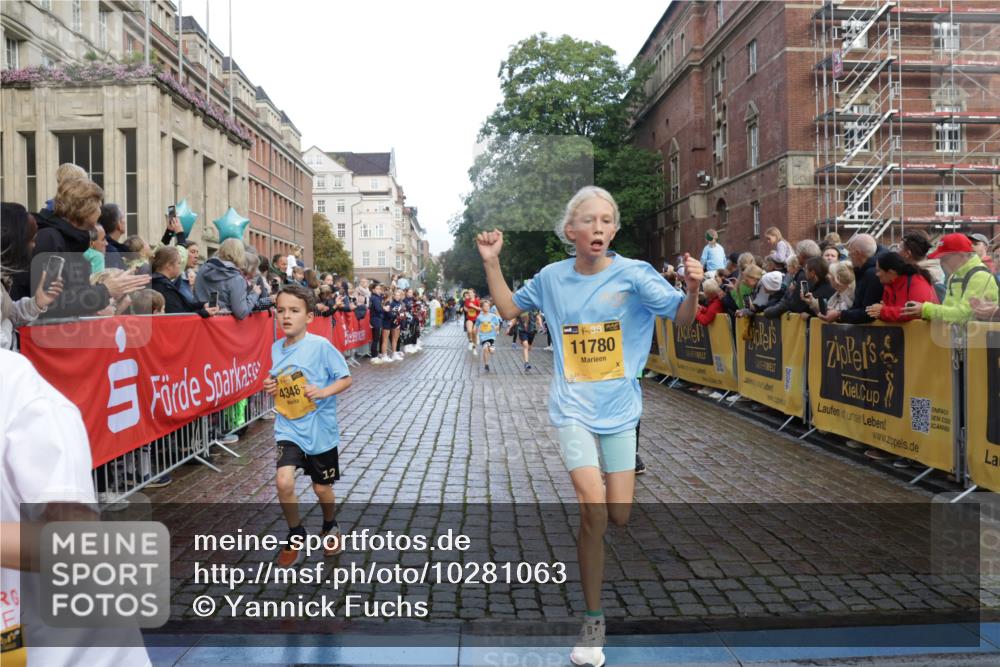 13.09.2026 - Kiel Lauf Yannick Fuchs http://msf.ph/oto/10281063 13.09.2026 08:54:38 Ziel 1701, 2139, 2542, 3457, 3936, 5693, 6574, 6740, 6945, 7774, 7877, 8110, 8111, 8670, 8850, 9533, 9698, 10488, 11263, 11433, 11656, 241, 488, 1218, 1463, 1540, 2489, 2610, 2742, 3211, 3896, 4059, 4419, 4494, 4618, 4717, 4731, 5041, 5236, 5462, 5993, 6030, 6134, 6214, 6618, 6740, 6945, 7055, 7470, 8110, 8111, 8545, 9291, 9447, 9714, 9850, 9880, 10775, 10868, 10920, 10937, 11468, 11672, 11840, 12111, 12112, 159, 561, 744, 820, 2699, 2770, 4069, 4227, 4348, 6607, 120, 2122 meine-sportfotos.de