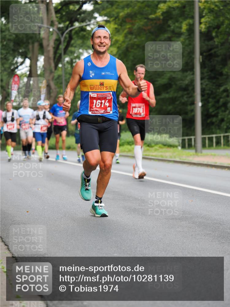 13.09.2026 - 21. swb-Marathon Bremen TobiasT http://msf.ph/oto/10281139 13.09.2026 11:40:42 Laufen 1614, 1970 meine-sportfotos.de