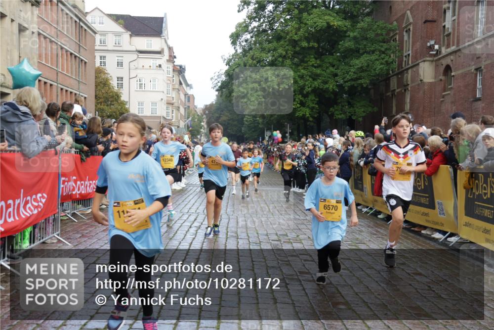 13.09.2026 - Kiel Lauf Yannick Fuchs http://msf.ph/oto/10281172 13.09.2026 08:54:47 Ziel 159, 561, 820, 1701, 2139, 2754, 2770, 3457, 4227, 5454, 6574, 6737, 7877, 8670, 8850, 9045, 9533, 10279, 10447, 10488, 11133, 11263, 11330, 11433, 11464, 11470, 12654, 241, 1218, 1463, 2542, 2610, 2742, 3211, 3896, 3936, 4059, 4419, 4494, 4731, 5041, 5462, 5693, 6030, 6134, 6214, 6618, 6740, 6945, 7055, 7774, 8110, 8111, 8545, 8670, 9291, 9447, 9698, 9714, 10920, 10937, 11468, 11656, 11672, 11840, 471, 495, 744, 889, 1450, 2699, 2773, 4069, 4348, 6607 meine-sportfotos.de