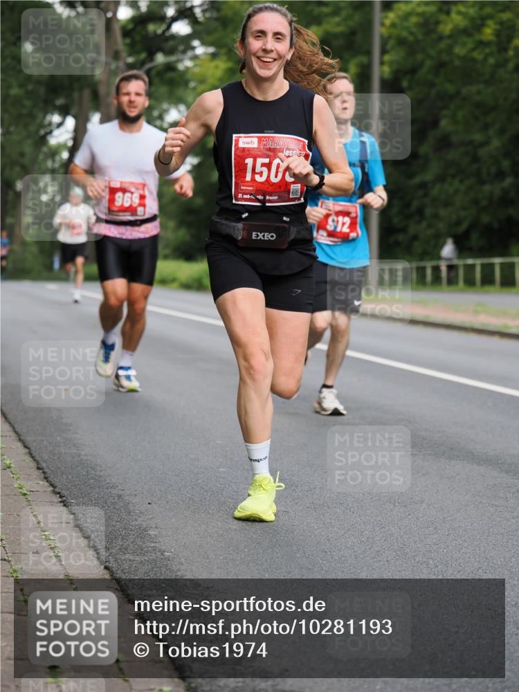 13.09.2026 - 21. swb-Marathon Bremen TobiasT http://msf.ph/oto/10281193 13.09.2026 11:40:52 Laufen 969, 150, 21, 26, 12 meine-sportfotos.de