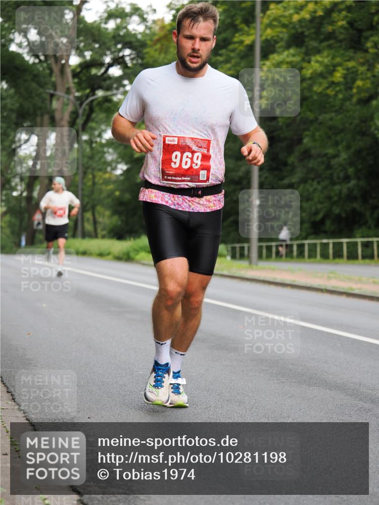 13.09.2026 - 21. swb-Marathon Bremen TobiasT http://msf.ph/oto/10281198 13.09.2026 11:40:54 Laufen 969, 21, 26 meine-sportfotos.de