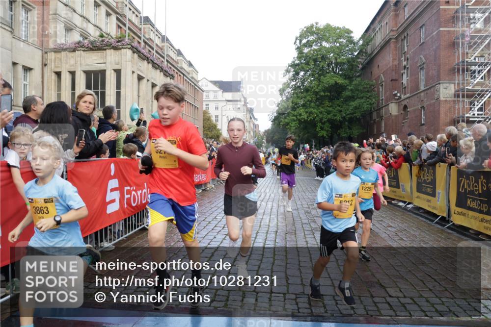 13.09.2026 - Kiel Lauf Yannick Fuchs http://msf.ph/oto/10281231 13.09.2026 08:54:52 Ziel 159, 561, 744, 820, 1701, 2699, 2754, 2770, 4069, 4227, 4348, 5454, 6607, 6737, 7877, 9045, 10279, 10447, 11133, 11263, 11330, 11433, 11464, 11470, 11780, 12654, 241, 1218, 1701, 2139, 2542, 2742, 3211, 3457, 3896, 3936, 4419, 4494, 4731, 5041, 5462, 5693, 6030, 6214, 6574, 6618, 6740, 6945, 7055, 7774, 7877, 8110, 8111, 8545, 8670, 8850, 9447, 9533, 9698, 9714, 10488, 10920, 10937, 11433, 11656, 471, 495, 889, 1450, 1768, 2773, 3219, 3863, 6206 meine-sportfotos.de