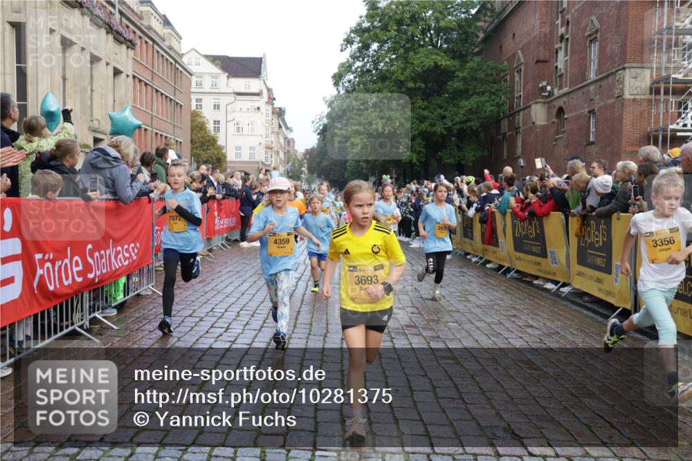 13.09.2026 - Kiel Lauf Yannick Fuchs http://msf.ph/oto/10281375 13.09.2026 08:55:03 Ziel 471, 495, 744, 889, 1450, 2699, 2773, 3863, 4069, 4348, 4828, 5212, 6570, 6607, 7917, 9163, 11071, 11235, 11780, 12349, 159, 561, 820, 1701, 2139, 2542, 2754, 2770, 3457, 3936, 4227, 5454, 5693, 6574, 6607, 6737, 6740, 6945, 7774, 7877, 8110, 8111, 8670, 8850, 9045, 9533, 9698, 10279, 10447, 10488, 11133, 11263, 11330, 11433, 11464, 11470, 11656, 12654, 114, 589, 1109, 1297, 1489, 1768, 2023, 3218, 3219, 3356, 3693, 5225, 5860, 6206, 7072, 7222, 8546, 11656 meine-sportfotos.de